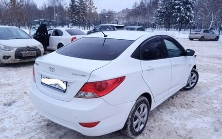 Hyundai Solaris II рестайлинг, 2013 год, 600 000 рублей, 4 фотография