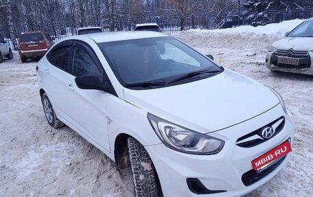 Hyundai Solaris II рестайлинг, 2013 год, 600 000 рублей, 6 фотография