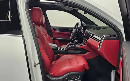 Porsche Cayenne III, 2023 год, 12 300 000 рублей, 12 фотография