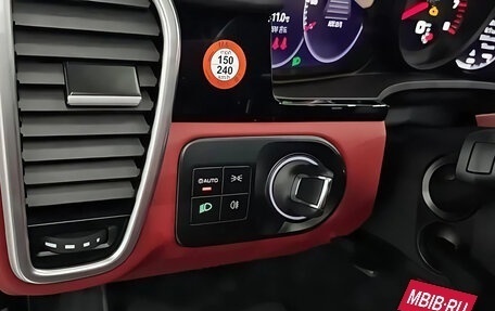 Porsche Cayenne III, 2023 год, 12 300 000 рублей, 10 фотография