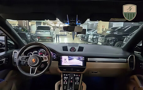 Porsche Cayenne III, 2022 год, 11 200 000 рублей, 2 фотография