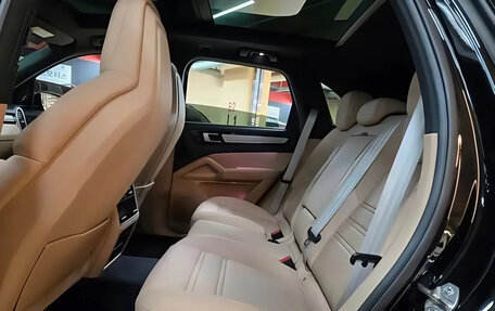 Porsche Cayenne III, 2022 год, 11 200 000 рублей, 13 фотография