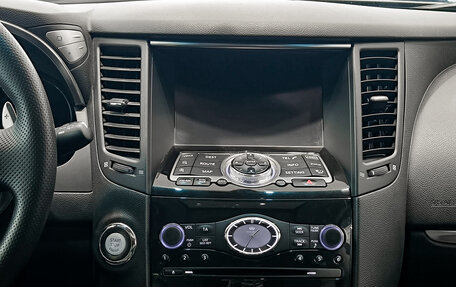 Infiniti QX70, 2016 год, 2 550 000 рублей, 18 фотография