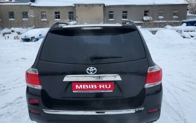 Toyota Highlander III, 2013 год, 2 300 000 рублей, 1 фотография