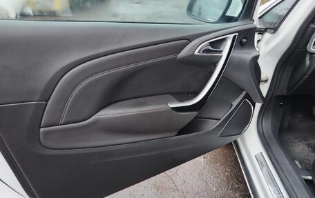 Opel Astra J, 2012 год, 1 150 000 рублей, 18 фотография