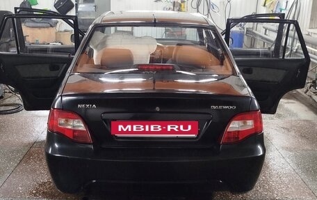 Daewoo Nexia I рестайлинг, 2010 год, 180 000 рублей, 7 фотография