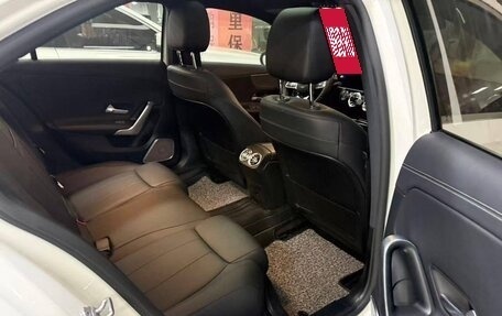 Mercedes-Benz A-Класс, 2022 год, 1 950 000 рублей, 5 фотография