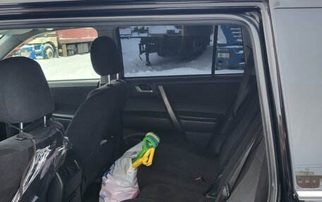 Toyota Highlander III, 2013 год, 2 300 000 рублей, 6 фотография