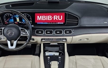 Mercedes-Benz GLS, 2022 год, 12 360 000 рублей, 3 фотография