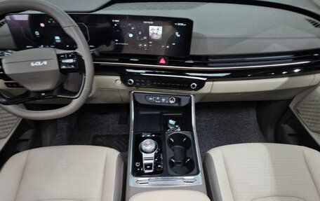 KIA Carnival, 2025 год, 8 880 000 рублей, 5 фотография