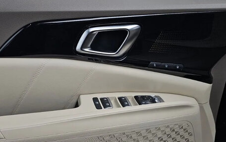 KIA Carnival, 2025 год, 8 880 000 рублей, 15 фотография