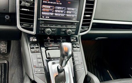 Porsche Cayenne III, 2012 год, 2 500 000 рублей, 10 фотография