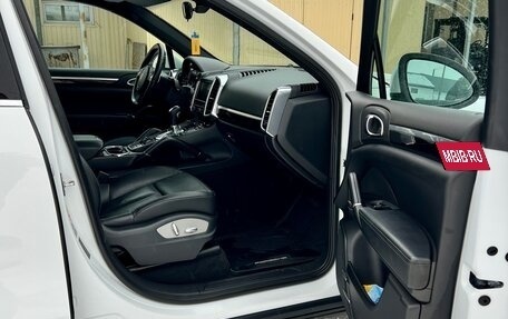 Porsche Cayenne III, 2012 год, 2 500 000 рублей, 13 фотография