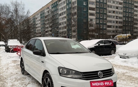Volkswagen Polo VI (EU Market), 2017 год, 1 130 000 рублей, 2 фотография