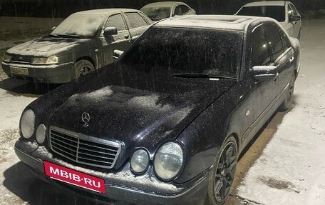 Mercedes-Benz E-Класс, 1997 год, 430 000 рублей, 4 фотография