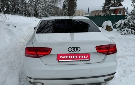 Audi A8, 2012 год, 2 500 000 рублей, 6 фотография