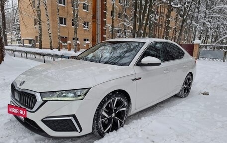 Skoda Octavia IV, 2021 год, 2 950 000 рублей, 2 фотография