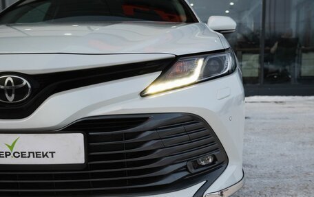 Toyota Camry, 2018 год, 2 749 000 рублей, 10 фотография