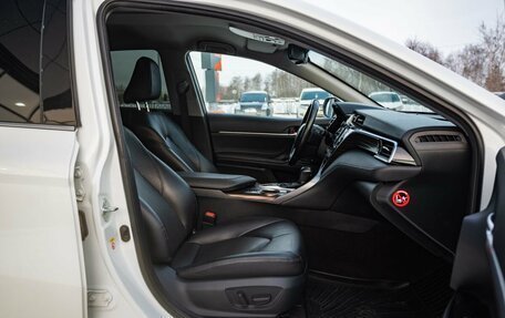 Toyota Camry, 2018 год, 2 749 000 рублей, 11 фотография