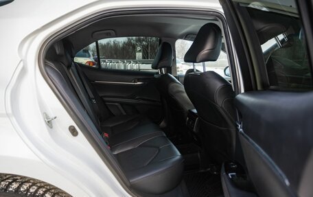 Toyota Camry, 2018 год, 2 749 000 рублей, 13 фотография