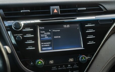 Toyota Camry, 2018 год, 2 749 000 рублей, 20 фотография