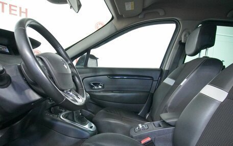 Renault Scenic III, 2015 год, 930 000 рублей, 9 фотография