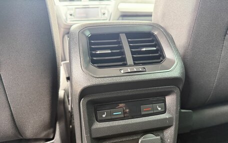 Volkswagen Tiguan II, 2017 год, 1 950 000 рублей, 12 фотография