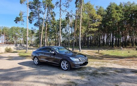 Mercedes-Benz E-Класс, 2012 год, 2 990 000 рублей, 1 фотография