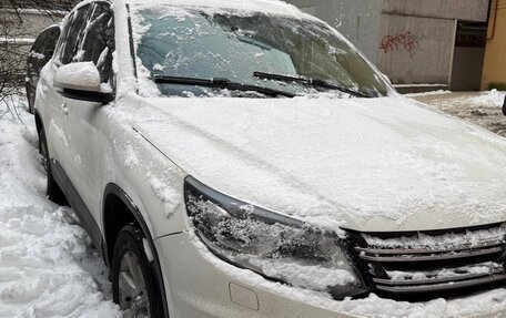 Volkswagen Tiguan I, 2012 год, 819 000 рублей, 3 фотография