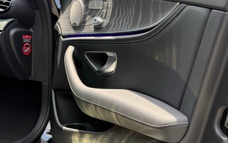 Mercedes-Benz E-Класс, 2023 год, 6 700 000 рублей, 10 фотография