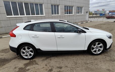 Volvo V40 Cross Country I, 2014 год, 1 500 000 рублей, 3 фотография
