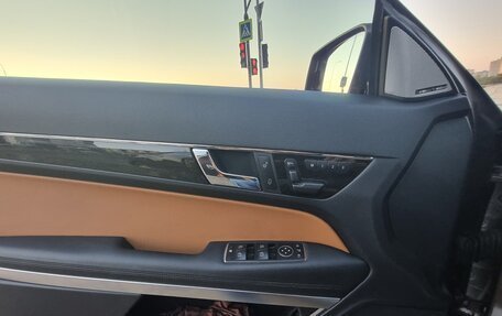 Mercedes-Benz E-Класс, 2012 год, 2 990 000 рублей, 10 фотография