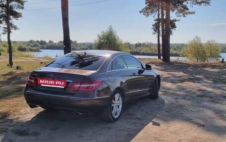 Mercedes-Benz E-Класс, 2012 год, 2 990 000 рублей, 4 фотография
