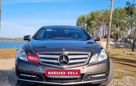 Mercedes-Benz E-Класс, 2012 год, 2 990 000 рублей, 5 фотография