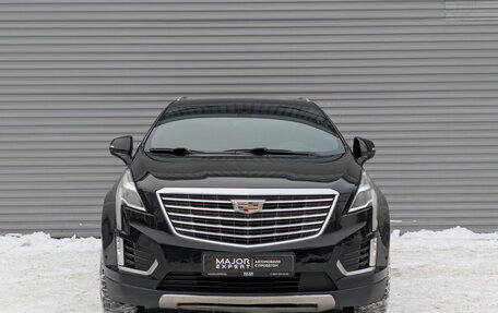 Cadillac XT5 I рестайлинг, 2017 год, 2 560 000 рублей, 2 фотография