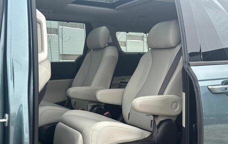 KIA Carnival, 2025 год, 7 100 000 рублей, 23 фотография