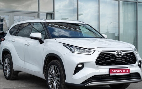 Toyota Highlander, 2025 год, 6 290 000 рублей, 1 фотография