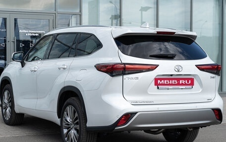 Toyota Highlander, 2025 год, 6 290 000 рублей, 8 фотография