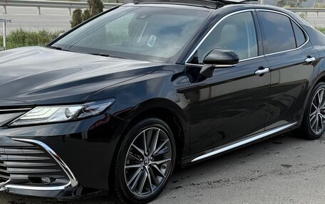 Toyota Camry, 2023 год, 3 400 000 рублей, 1 фотография