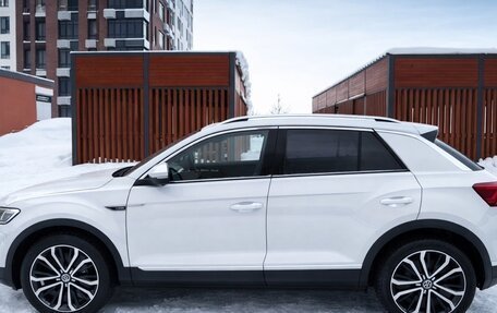 Volkswagen T-Roc I, 2020 год, 2 400 000 рублей, 4 фотография