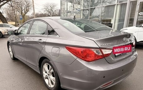 Hyundai Sonata VI, 2010 год, 849 000 рублей, 4 фотография