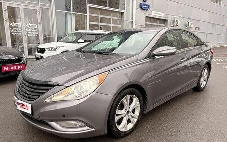 Hyundai Sonata VI, 2010 год, 849 000 рублей, 2 фотография