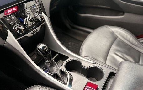 Hyundai Sonata VI, 2010 год, 849 000 рублей, 11 фотография