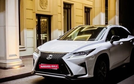 Lexus RX IV рестайлинг, 2019 год, 4 750 000 рублей, 2 фотография
