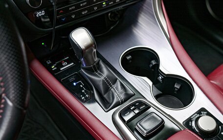 Lexus RX IV рестайлинг, 2019 год, 4 750 000 рублей, 17 фотография