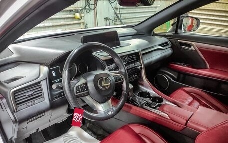 Lexus RX IV рестайлинг, 2019 год, 4 750 000 рублей, 11 фотография