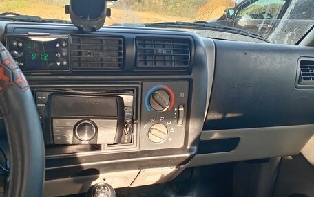 Chevrolet Blazer II рестайлинг, 1997 год, 250 000 рублей, 12 фотография