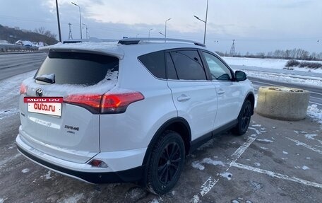Toyota RAV4, 2018 год, 2 690 000 рублей, 3 фотография