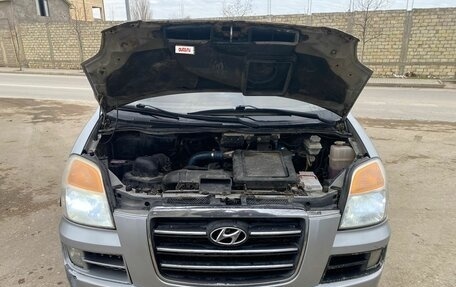 Hyundai Starex I рестайлинг, 2006 год, 450 000 рублей, 8 фотография