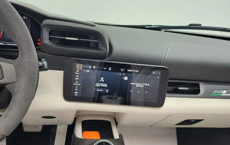 Maserati MC20, 2023 год, 29 000 000 рублей, 10 фотография